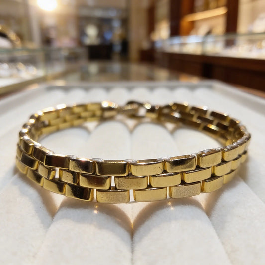 Handmade gold Miyuki bracelet with geometric woven design