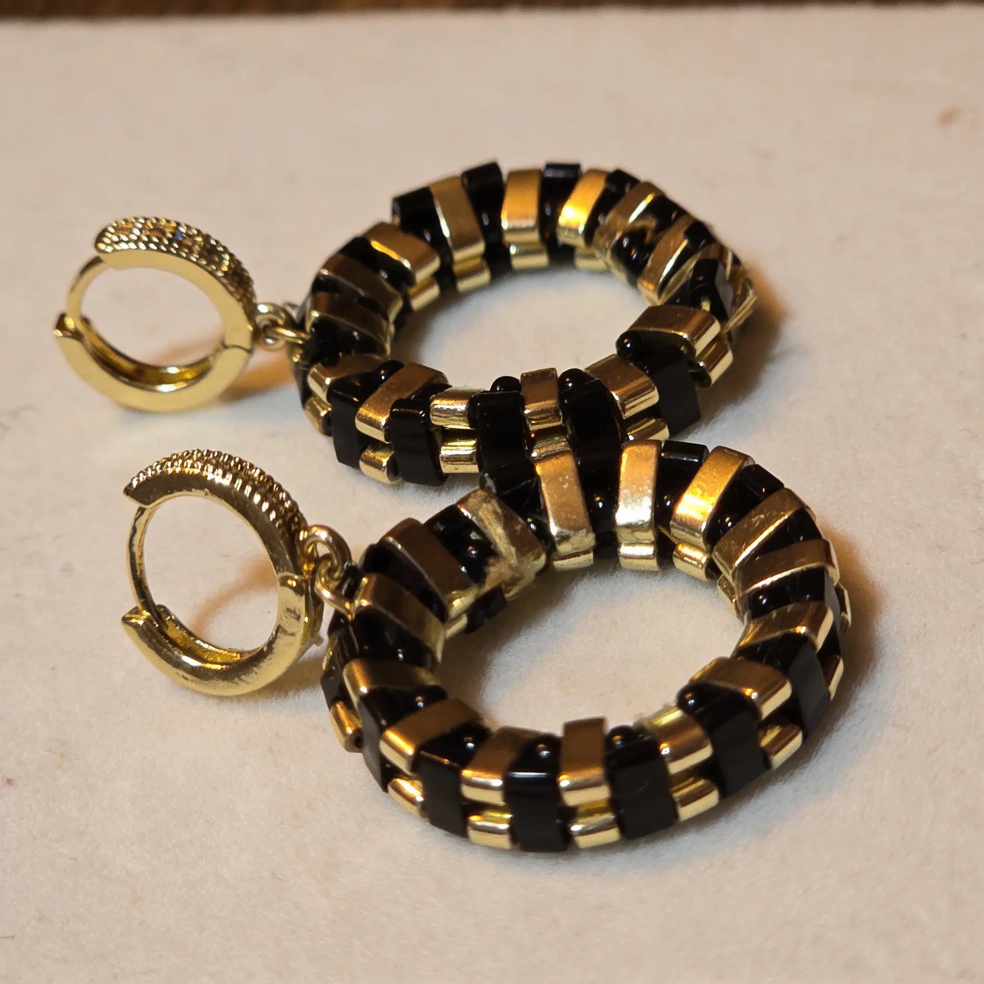 Noir Luxe Hoops - Gemnglow